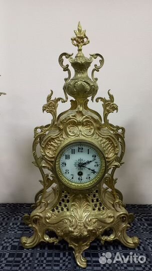 Часовой гарнитур - бронза литьё - часы канделябры