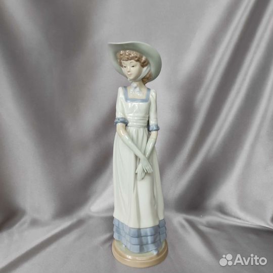 Статуэтка фарфор Lladro NAO высота 31,5 см