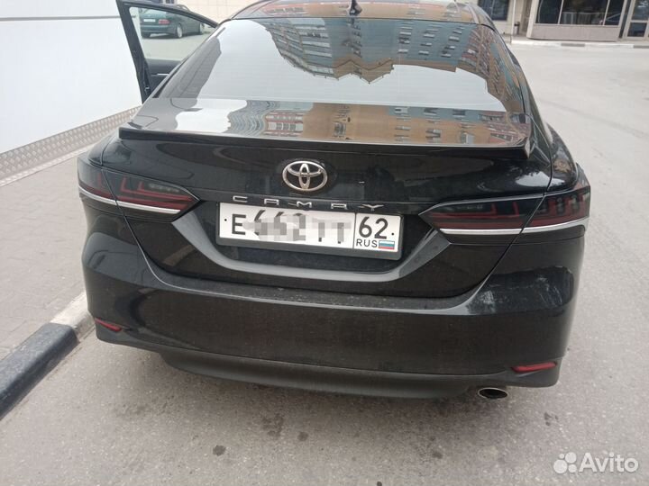 Фонари задние стопы Toyota Camry 70 I6311