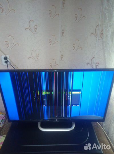 Телевизор на запчасти