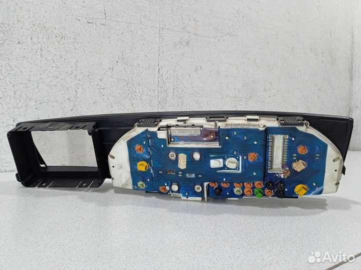 Панель приборов 90564485 Опель