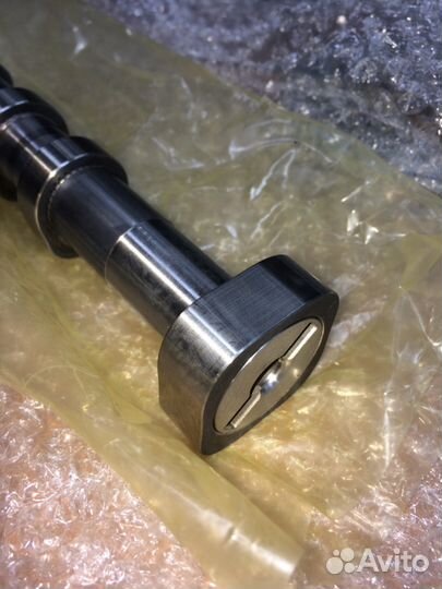 Распредвал 1,8 2,0 выпускной