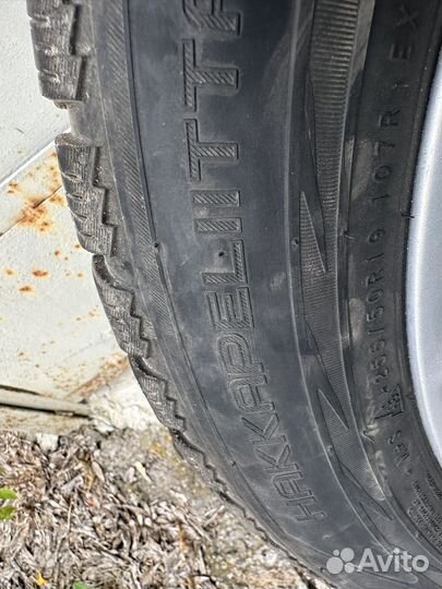 Бмв х 5 х 6 колёса зимние и есть летние