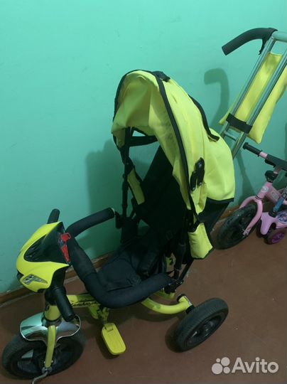 Трехколесный велосипед