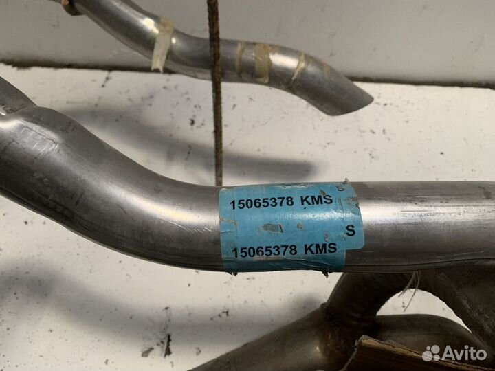 Глушитель на Шевроле сабурбан 2006г