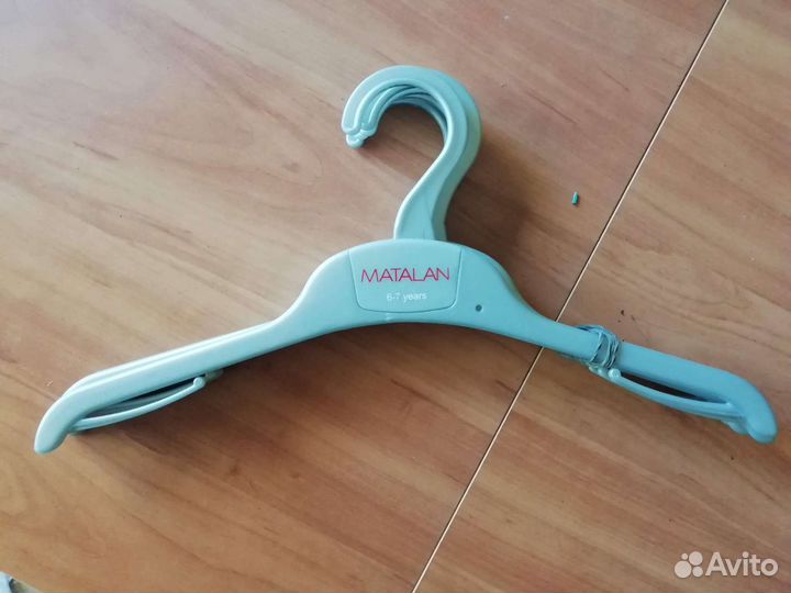 Вешалки плечики детские