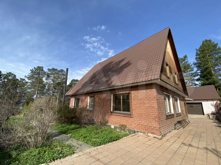 Коттедж 494 м² на участке 18 сот.