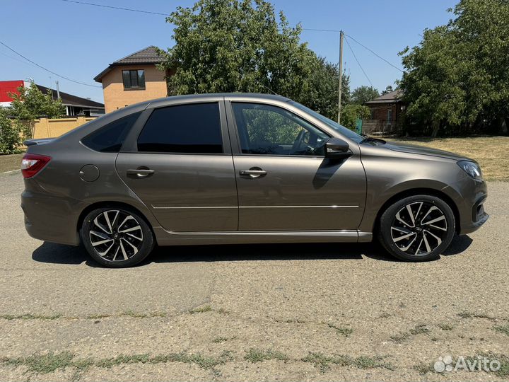 LADA Granta 1.6 МТ, 2024, 5 км