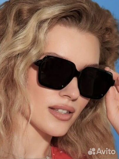 Солнцезащитные очки