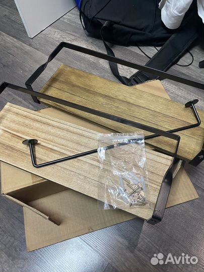 Полка настенная деревянная