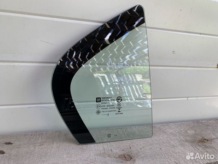 Форточка задней правой двери Шевроле Авео Т300