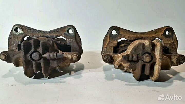 Суппорт передний тормозной Каризма, Спейс Стар