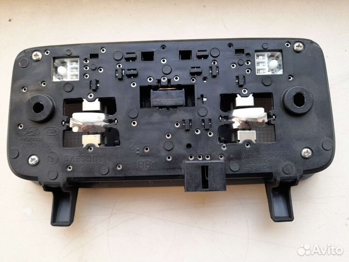 Плафон освещения салона kia rio 3