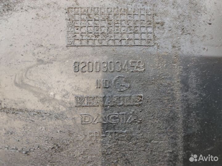 Кронштейн акб Renault Sandero 1