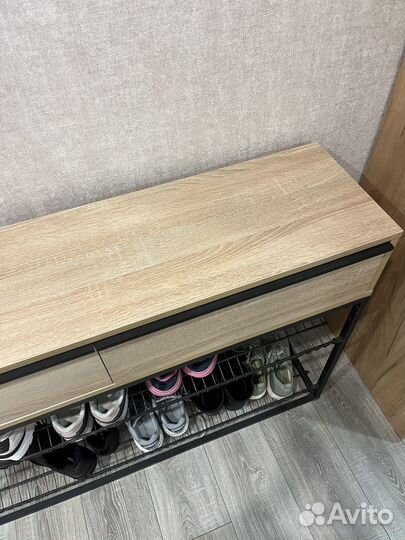 Продам обувницу