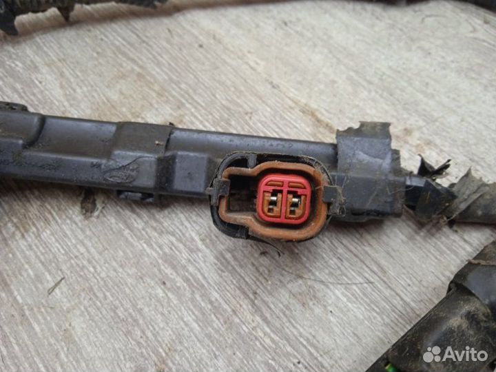 Проводка форсунок Mazda Mpv 2 GY 2004