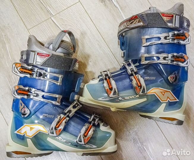 Горнолыжные ботинки nordica