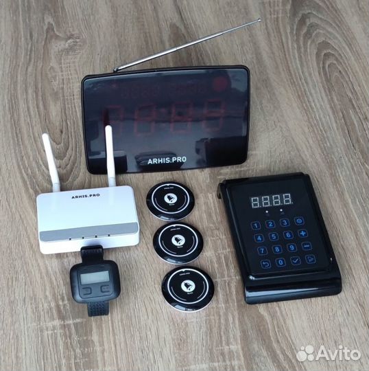 Кнопка вызова официанта комплект с часами и табло