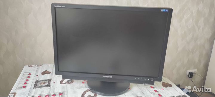 Монитор 24 дюйма Samsung