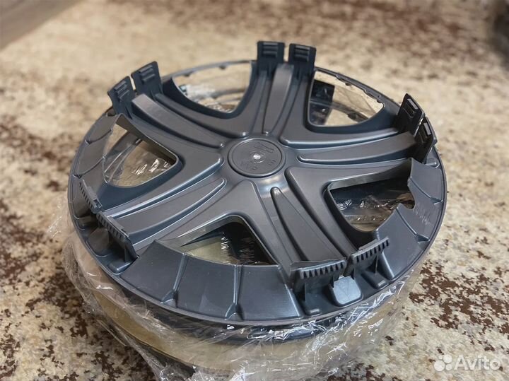 Колпаки на колеса R15 новые 4 шт