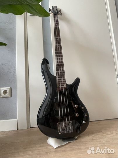 Басс гитара ibanez