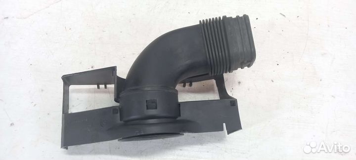 Патрубок воздушного фильтра Volkswagen Jetta 6 1.4