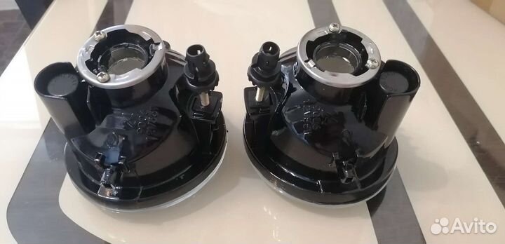 Противотуманки фары Toyota Matrix