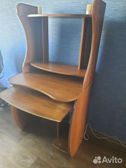 Компьютерный стол