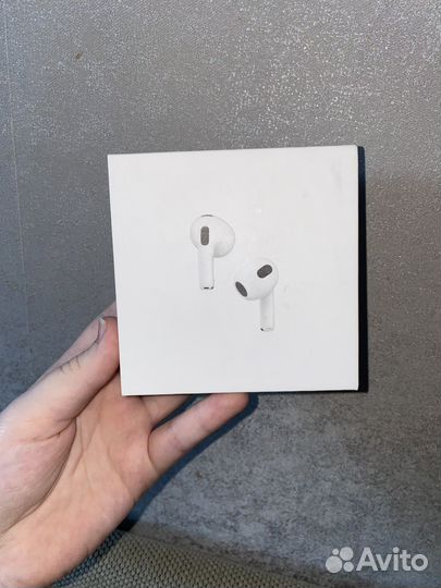 AirPods 3 (3-го поколения)