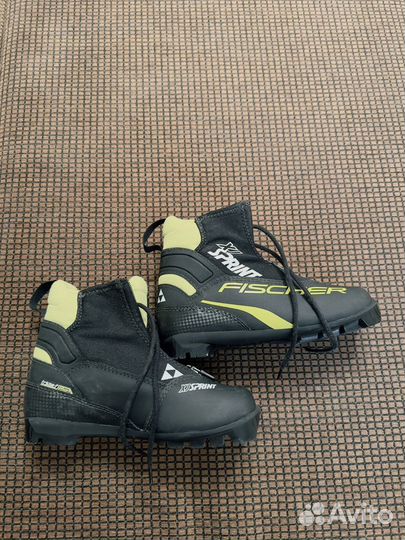 Лыжные ботинки fischer 35