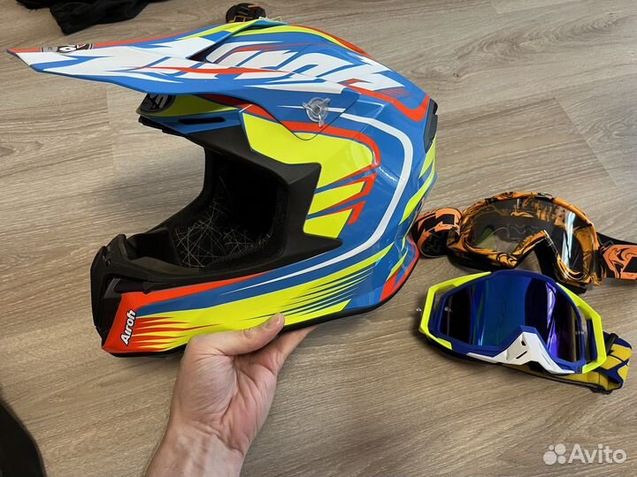 Airoh Twist кроссовый мотошлем M с очками