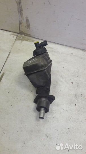 Главный тормозной цилиндр Renault Symbol