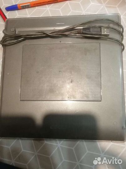 Wacom. CTF 420