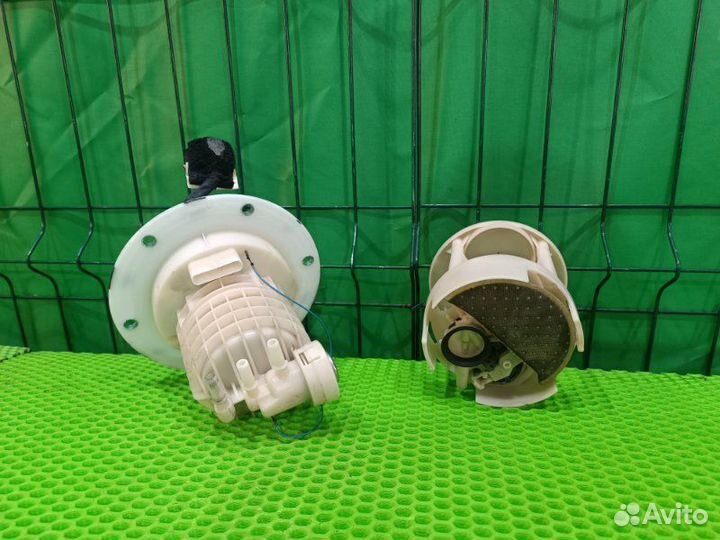 Насос топливный электрический Mercedes Benz S500