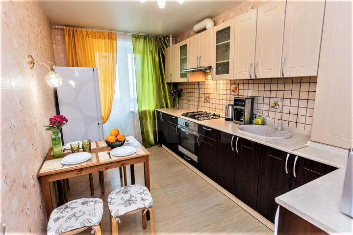 1-к. квартира, 42 м², 4/10 эт.