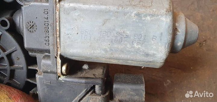 Моторчик стеклоподъемника Audi A6 (C5) 1997-2004