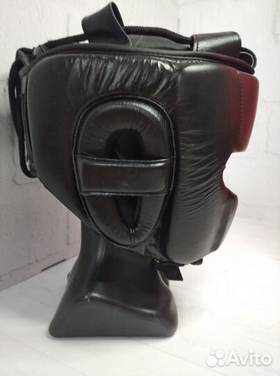 Боксерский шлем