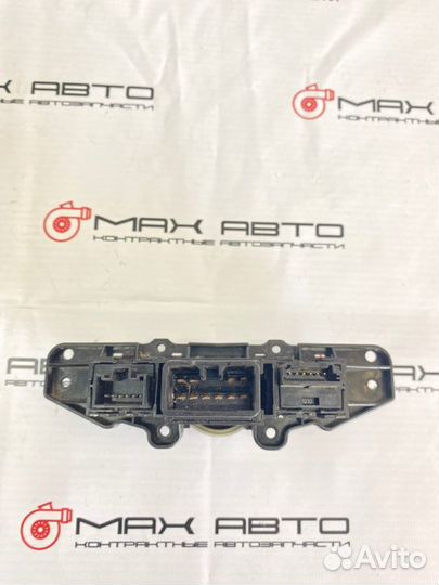 Б/У Кнопка аварийного сигнала Hyundai Solaris 1 RB