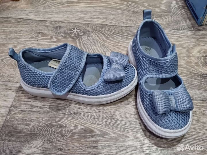 Сандалии для девочки