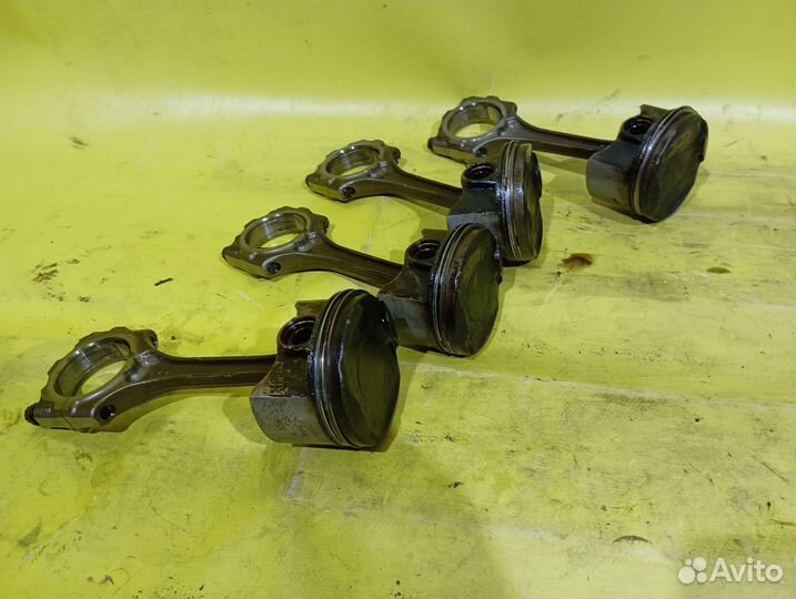 Комплект Поршень Toyota Corolla Корола e15 150