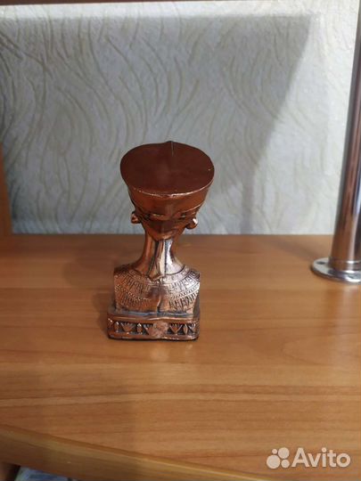 Статуэтка Нефертити