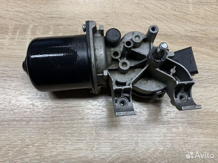 Моторчик дворников Nissan Note (E11) 2006-2013г
