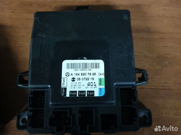 Блок управления передней двери Мерседес w164