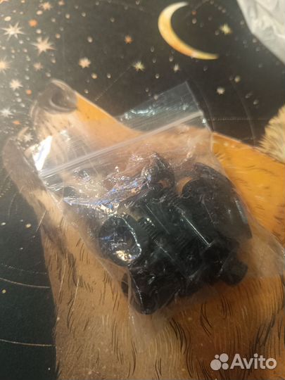 Крепления на тактический шлем