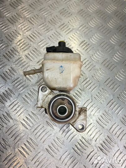 Главный тормозной цилиндр Renault Logan LS0G/LS12