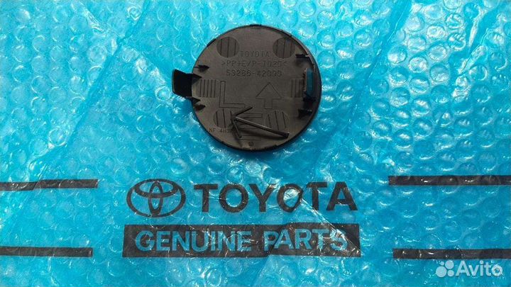 Заглушка буксира Rav 4 (4) левая