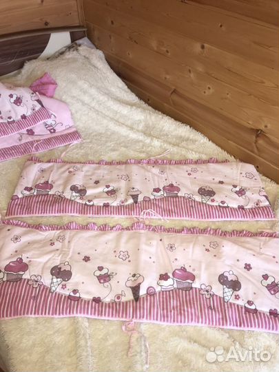 Бортики в кроватку