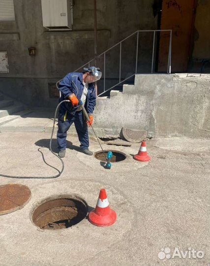 Услуги сантехника Устрaнениe засорoв Сантехник