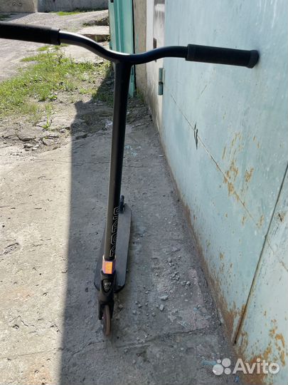 Трюковой самокат Vokul Saga