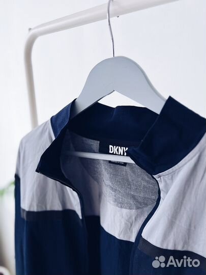 Ветровка dkny